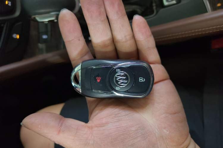 Used Buick Envision 2016 20T Two-Wheel-Drive Elite Model Vehicle Key