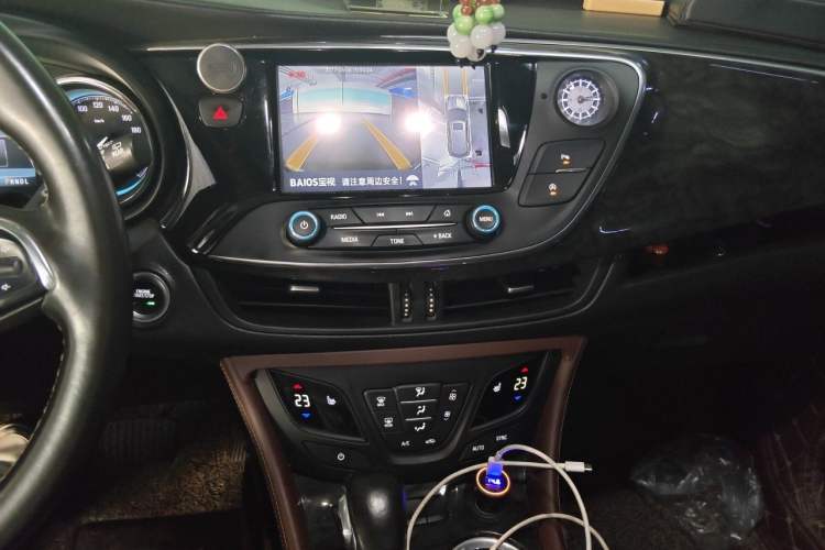 Used Buick Envision 2016 28T Four-Wheel Drive Luxury Model Audio And AC Panel