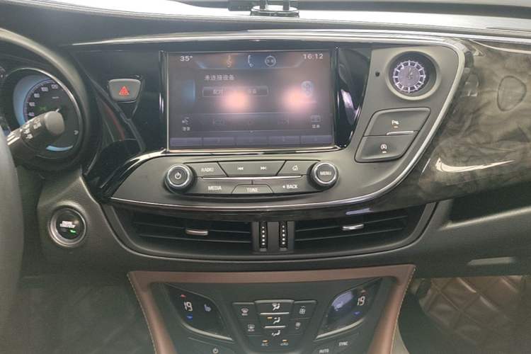 Used Buick Envision 2016 28T Four-Wheel Drive Elite Version Audio And AC Panel