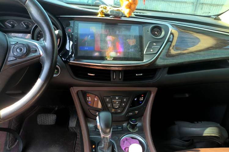 Used Buick Envision 2016 28T Four-Wheel Drive Elite Version Audio And AC Panel