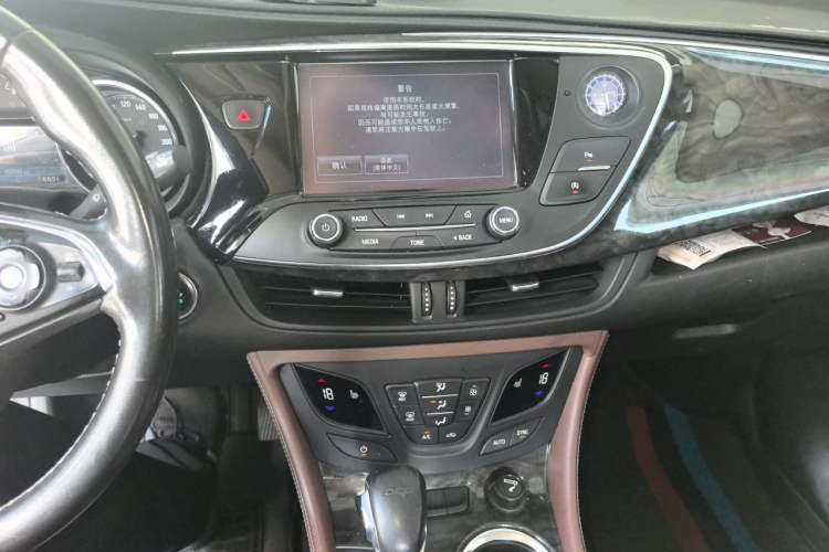 Used Buick Envision 2016 20T Two-Wheel-Drive Elite Model Audio And AC Panel