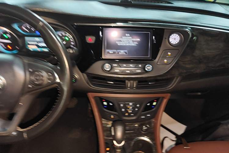 Used Buick Envision 2016 20T Two-Wheel-Drive Elite Model Audio And AC Panel