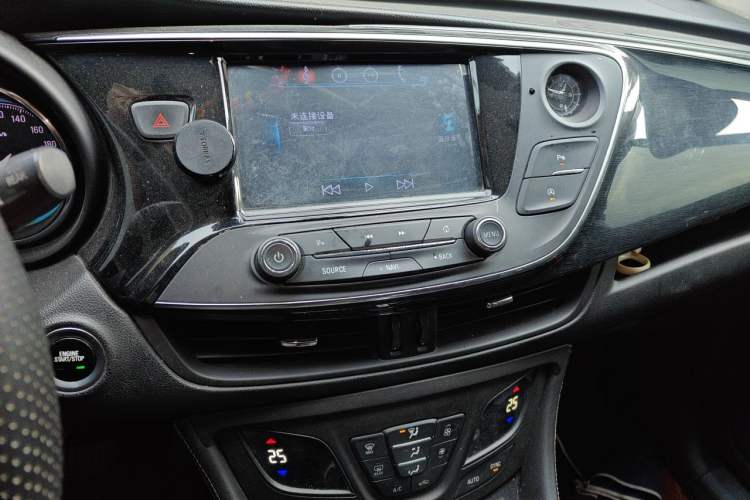 Used Buick Envision 2016 20T Two-Wheel Drive Leading Version Audio And AC Panel