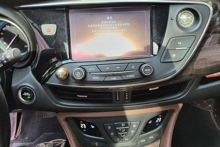 Used Buick Envision 2016 20T Two-Wheel-Drive Elite Model Audio And AC Panel