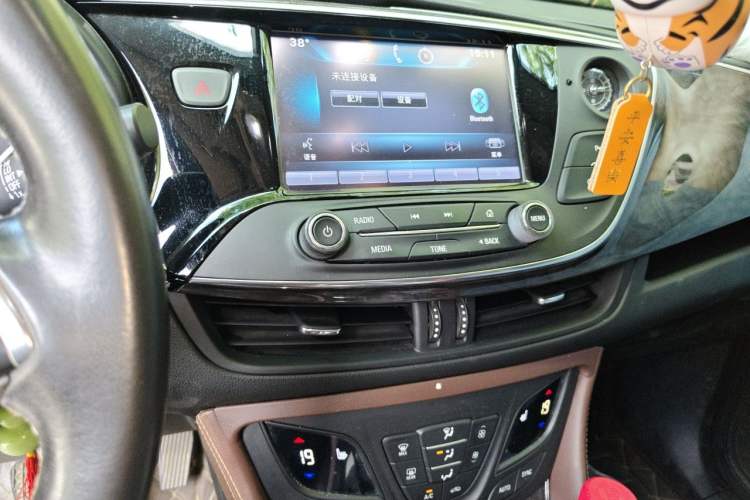 Used Buick Envision 2016 28T Four-Wheel Drive Elite Version Audio And AC Panel