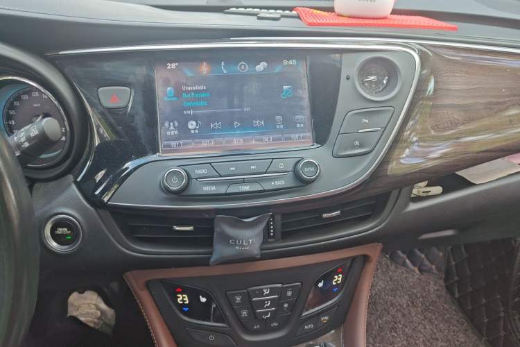 Used Buick Envision 2016 28T Four-Wheel Drive Elite Version Audio And AC Panel