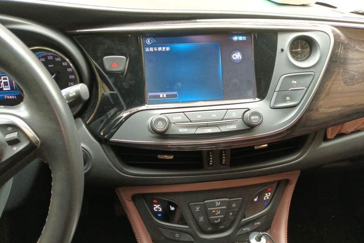 Used Buick Envision 2016 28T Four-Wheel Drive Elite Version Audio And AC Panel
