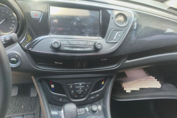 Used Buick Envision 2016 20T Two-Wheel Drive Leading Version Audio And AC Panel