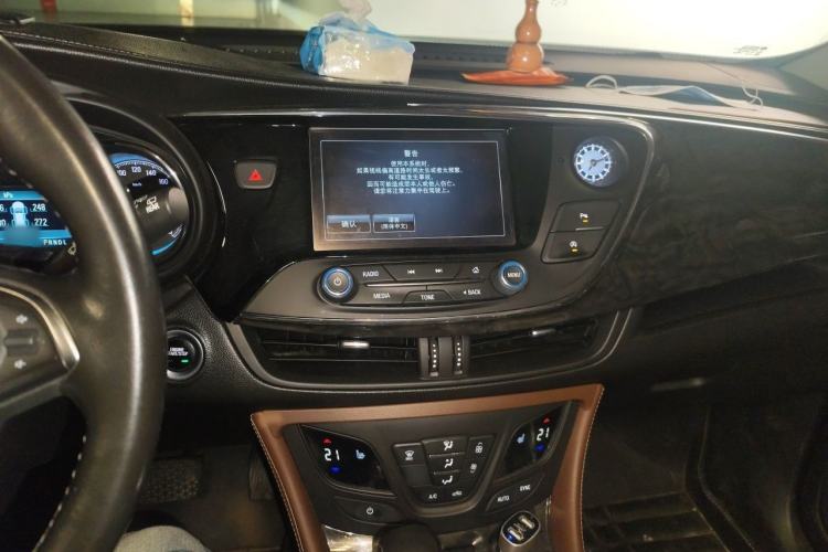 Used Buick Envision 2016 28T Four-Wheel Drive Elite Version Audio And AC Panel