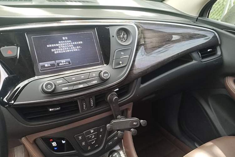 Used Buick Envision 2016 28T Four-Wheel Drive Elite Version Audio And AC Panel