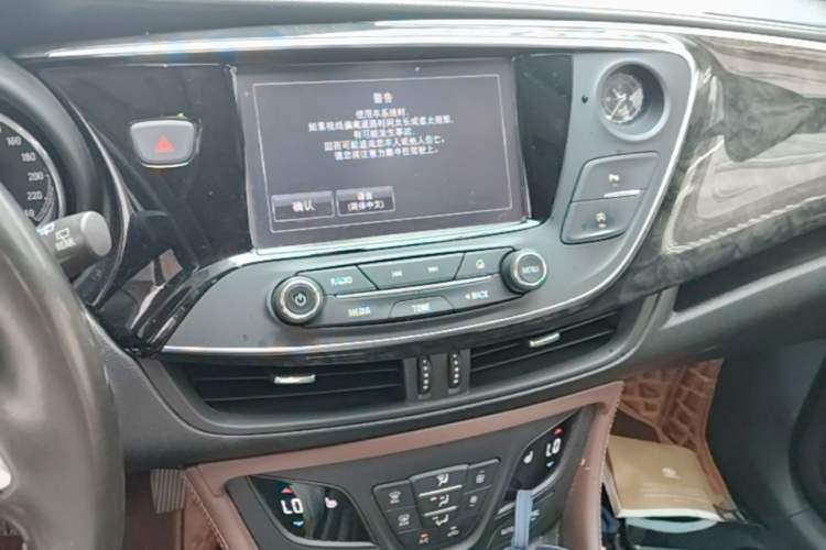 Used Buick Envision 2016 20T Two-Wheel-Drive Elite Model Audio And AC Panel