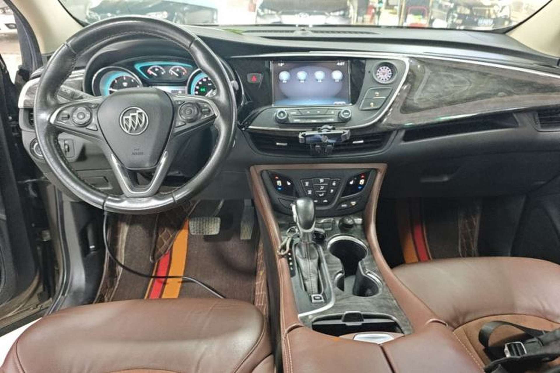 Used Buick Envision 2016 20T Two-Wheel-Drive Elite Model Center Console