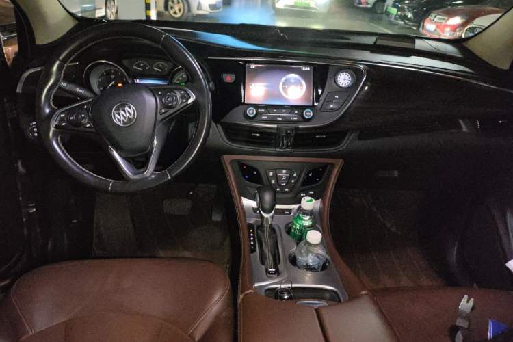 Used Buick Envision 2016 28T Four-Wheel Drive Elite Version Center Console