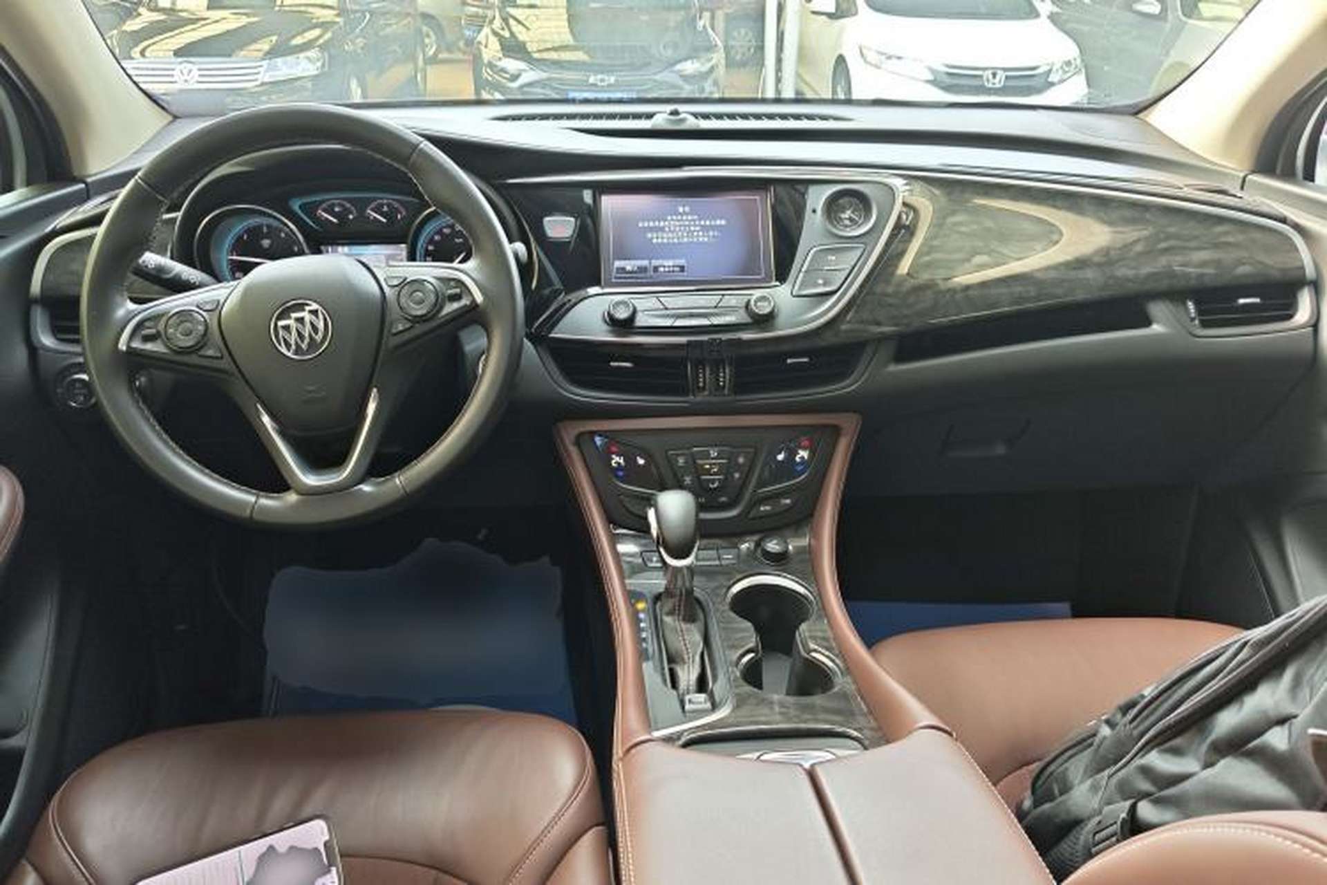 Used Buick Envision 2016 28T Four-Wheel Drive Elite Version Center Console