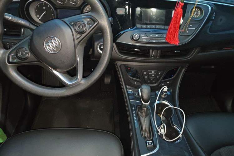 Used Buick Envision 2016 20T Two-Wheel Drive Leading Version Center Console