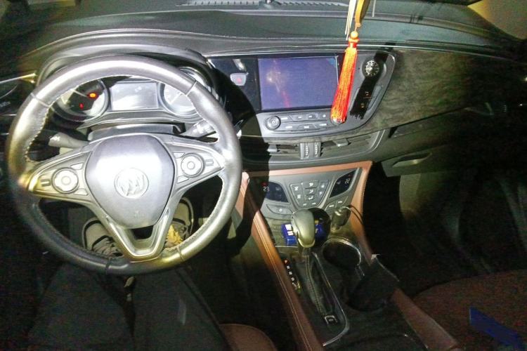 Used Buick Envision 2016 28T Four-Wheel Drive Elite Version Center Console