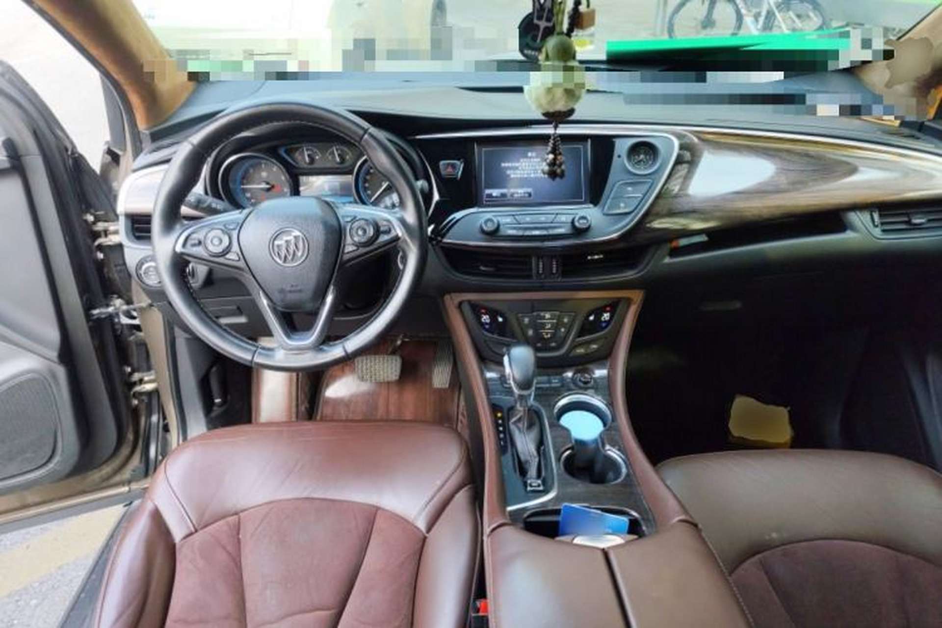 Used Buick Envision 2016 28T Four-Wheel Drive Elite Version Center Console