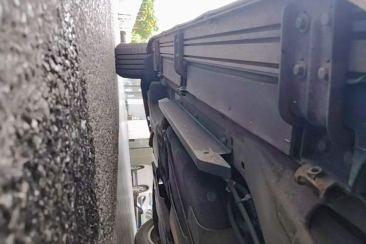 Used Buick Envision 2016 20T Two-Wheel-Drive Elite Model Chassis Front Right
