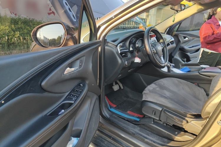 Used Buick Envision 2016 20T Two-Wheel-Drive Elite Model Driver Seat