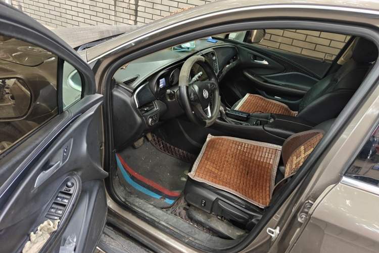 Used Buick Envision 2016 20T Two-Wheel Drive Leading Version Driver Seat