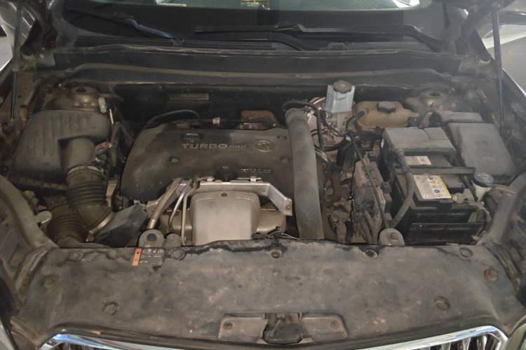 Used Buick Envision 2016 28T Four-Wheel Drive Luxury Model Engine Bay
