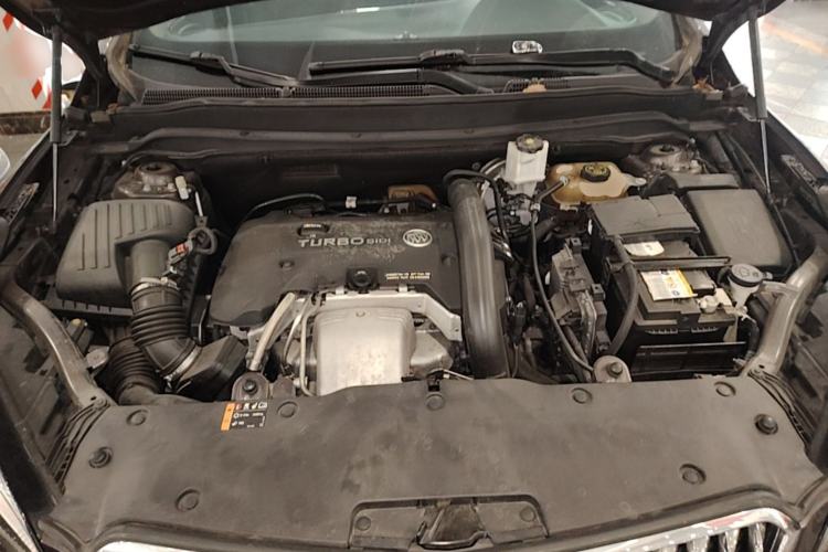 Used Buick Envision 2016 28T Four-Wheel Drive Elite Version Engine Bay