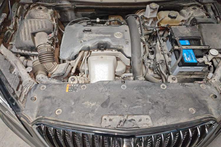 Used Buick Envision 2016 28T Four-Wheel Drive Elite Version Engine Bay