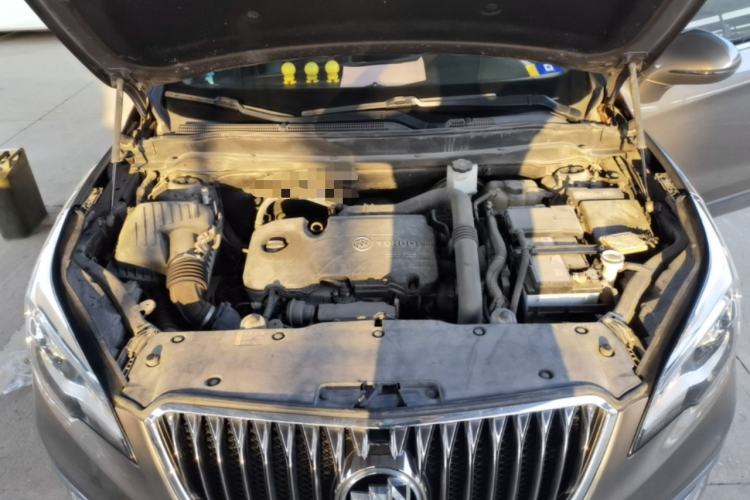 Used Buick Envision 2016 20T Two-Wheel Drive Leading Version Engine Bay