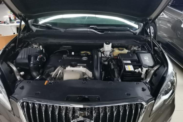 Used Buick Envision 2016 28T Four-Wheel Drive Elite Version Engine Bay