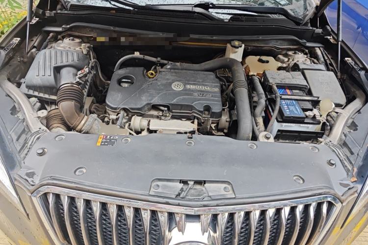 Used Buick Envision 2016 20T Two-Wheel-Drive Elite Model Engine Bay