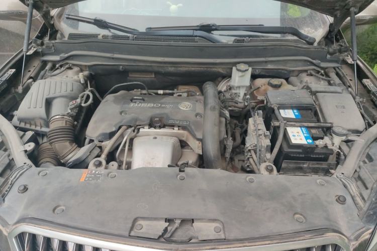 Used Buick Envision 2016 28T All-Wheel-Drive All-Terrain Sport Flagship Edition Engine Bay