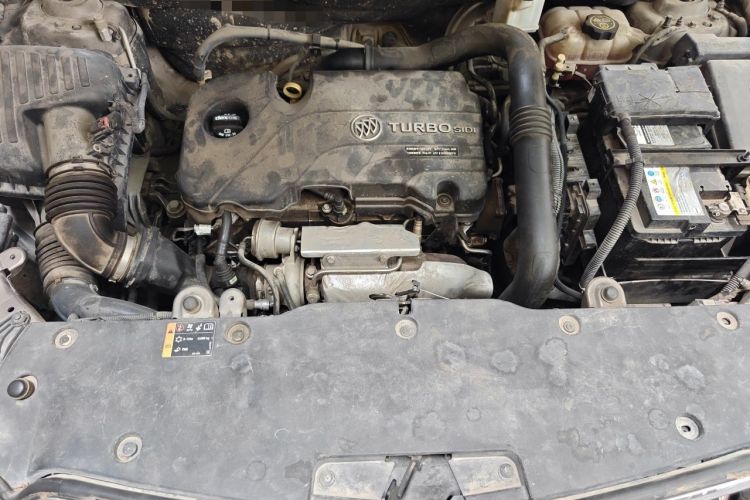 Used Buick Envision 2016 20T Two-Wheel Drive Leading Version Engine Bay