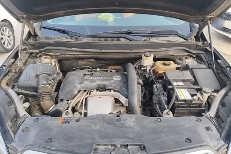 Used Buick Envision 2016 28T Four-Wheel Drive Elite Version Engine Bay