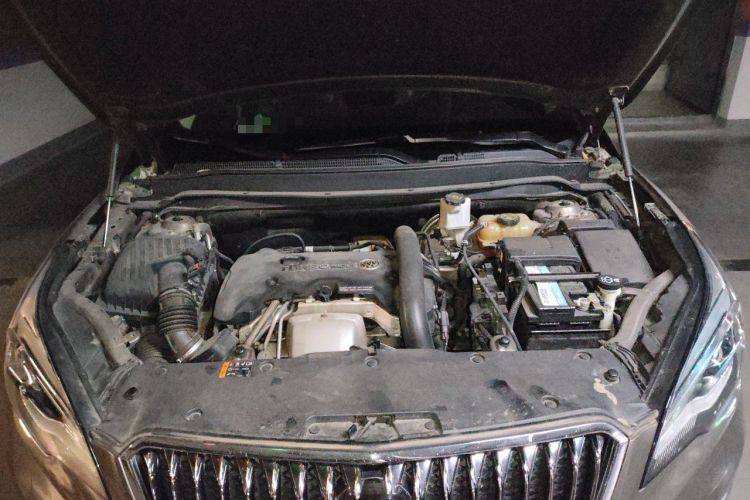 Used Buick Envision 2016 28T Four-Wheel Drive Elite Version Engine Bay