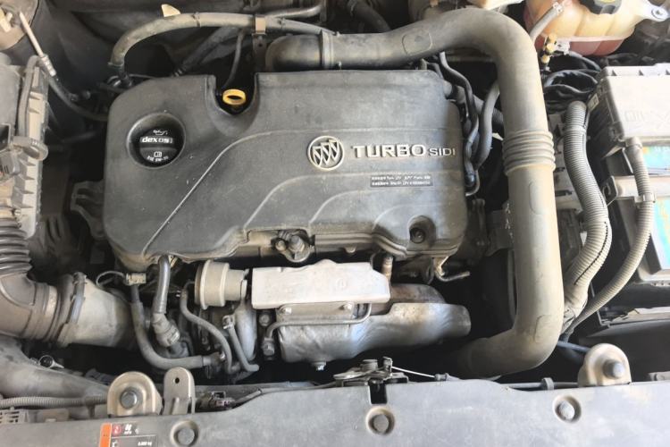 Used Buick Envision 2016 20T Two-Wheel-Drive Elite Model Engine Bay
