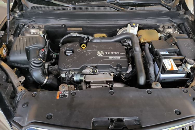 Used Buick Envision 2016 20T Two-Wheel-Drive Elite Model Engine Bay