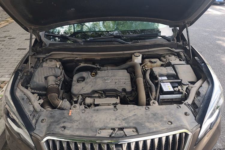 Used Buick Envision 2016 20T Two-Wheel-Drive Elite Model Engine Bay