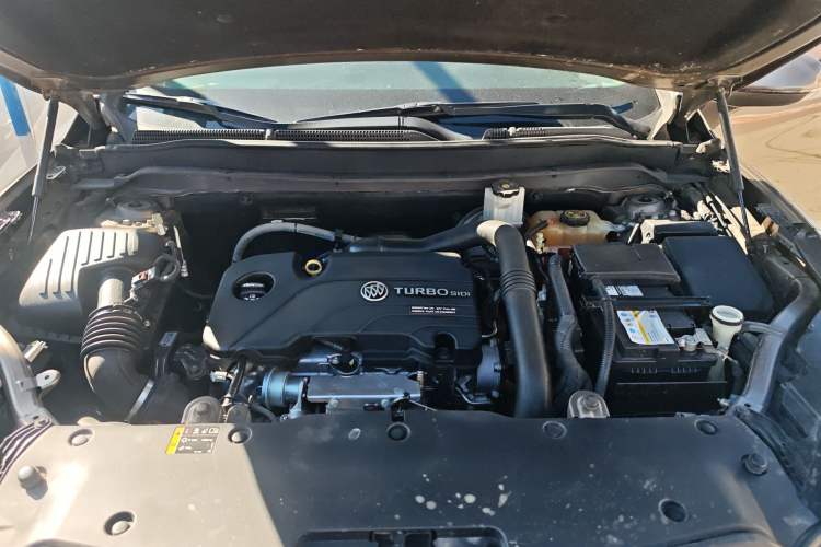Used Buick Envision 2016 20T Two-Wheel-Drive Elite Model Engine Bay