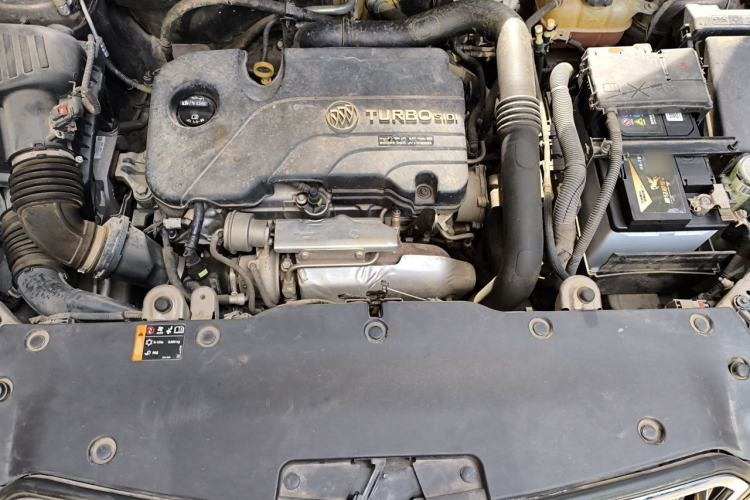 Used Buick Envision 2016 20T Two-Wheel-Drive Elite Model Engine Bay