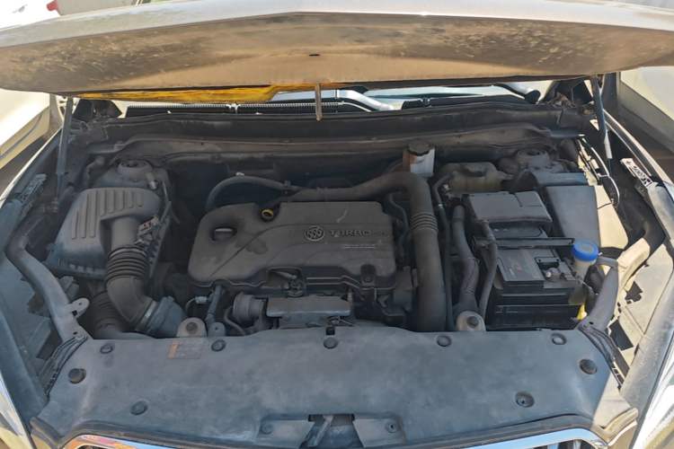 Used Buick Envision 2016 20T Two-Wheel-Drive Elite Model Engine Bay