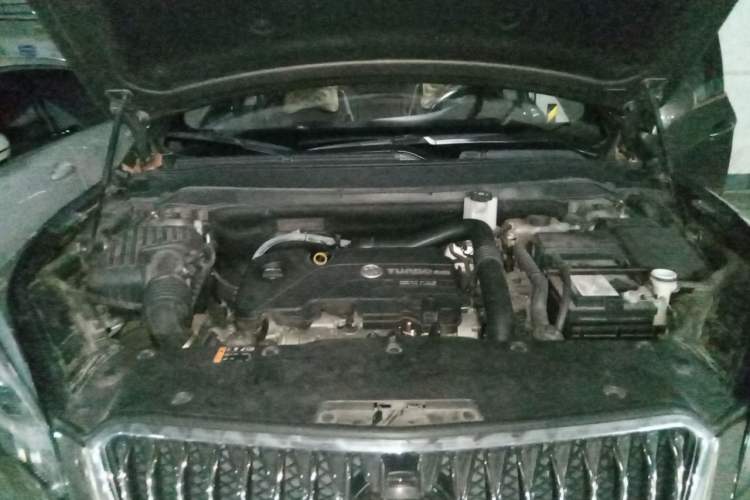 Used Buick Envision 2016 20T Four-Wheel Drive Elite Model Engine Bay