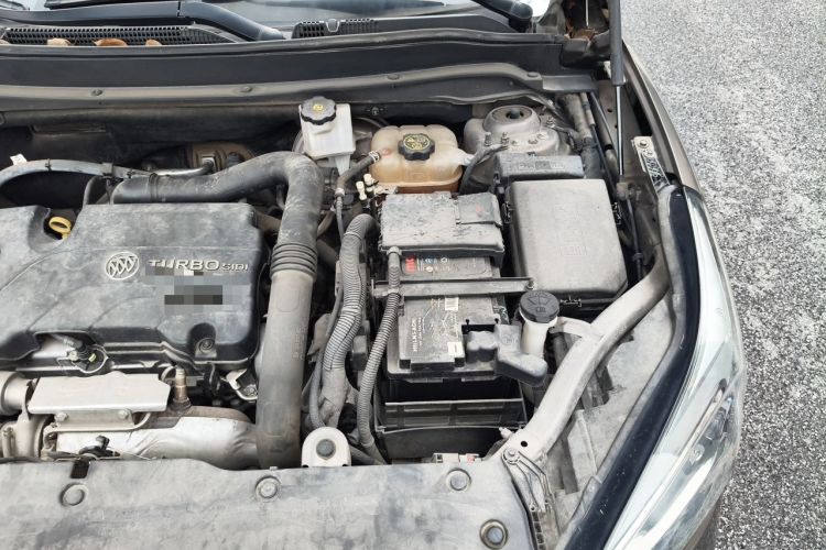 Used Buick Envision 2016 20T Two-Wheel Drive Leading Version Engine Bay Left