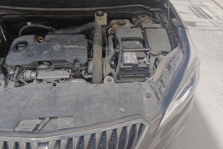 Used Buick Envision 2016 20T Two-Wheel-Drive Elite Model Engine Bay Left