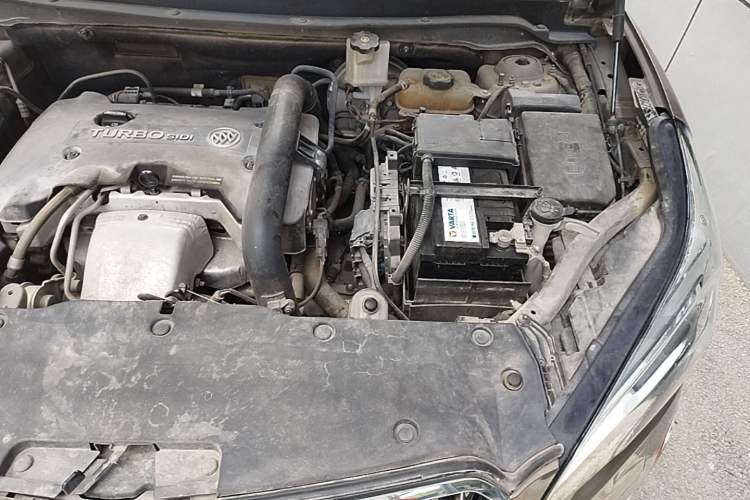 Used Buick Envision 2016 28T Four-Wheel Drive Elite Version Engine Bay Left