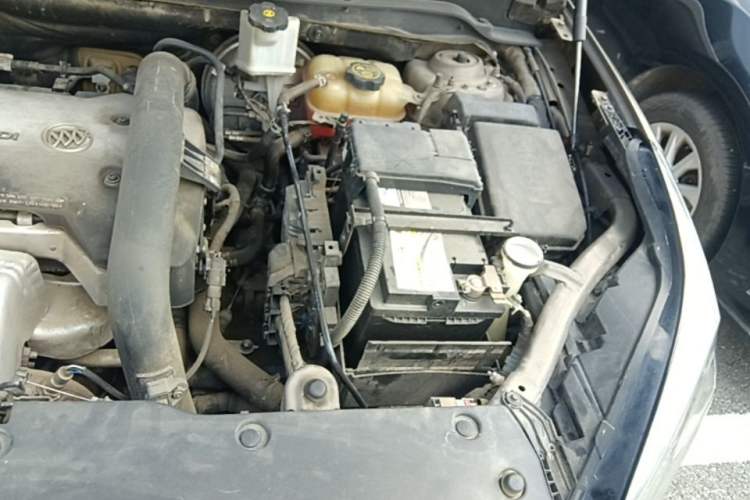 Used Buick Envision 2016 28T Four-Wheel Drive Elite Version Engine Bay Left