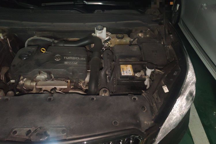 Used Buick Envision 2016 20T Two-Wheel-Drive Elite Model Engine Bay Left