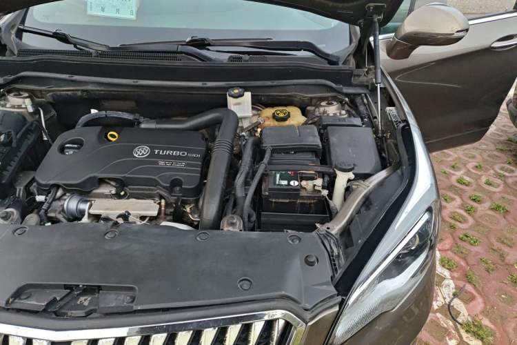Used Buick Envision 2016 20T Two-Wheel Drive Leading Version Engine Bay Left