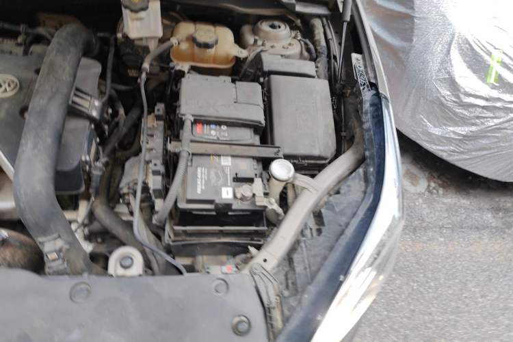 Used Buick Envision 2016 28T Four-Wheel Drive Luxury Model Engine Bay Left