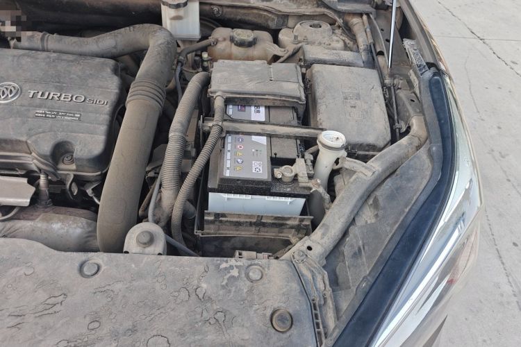 Used Buick Envision 2016 20T Two-Wheel-Drive Elite Model Engine Bay Left