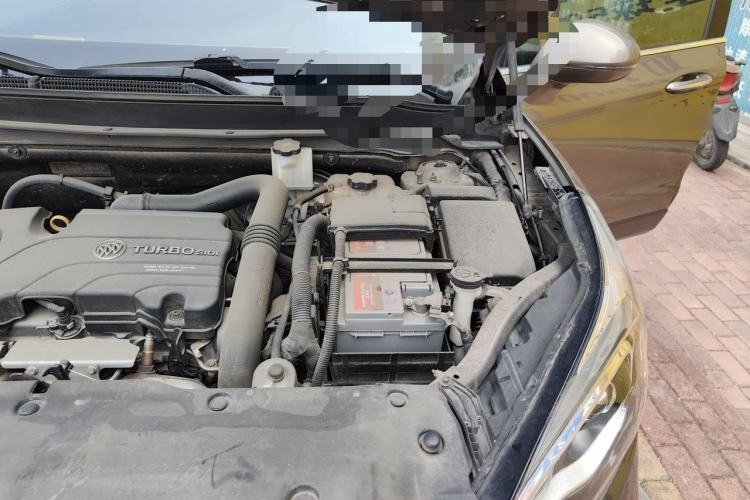 Used Buick Envision 2016 20T Two-Wheel-Drive Elite Model Engine Bay Left
